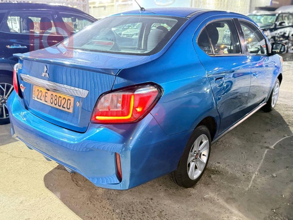 Mitsubishi Mirage G4
